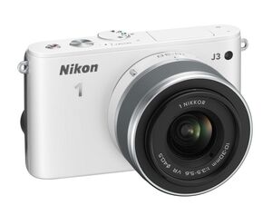 Nikon 1 J1 One-Lens Kit White